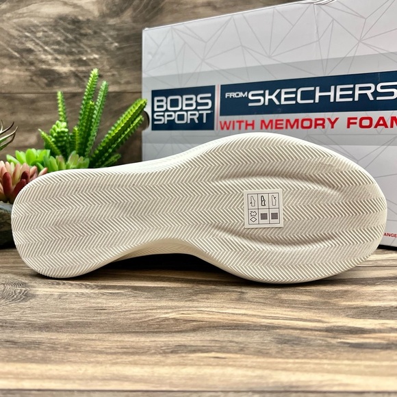 NIB Skechers 8W WIDE FIT Bobs Sport Bob Squad 2 Slip On Sneaker Black - Picture 9 of 12